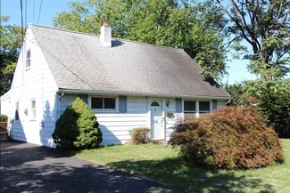 330 Eaton Ave, Hamilton Township, NJ 08619