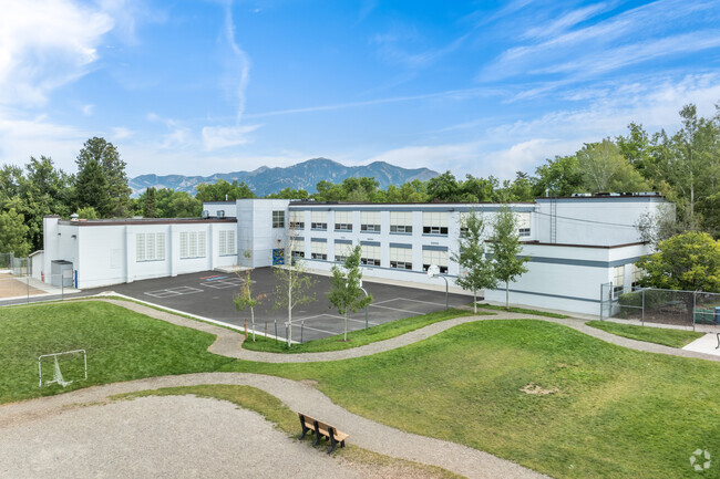 Irving Elementary School provides a quality education to its students.