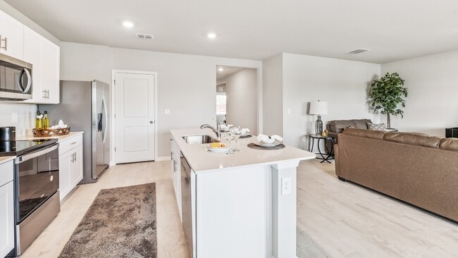 9492 Turtle Grass Cir, Punta Gorda, FL 33950 - photo 6