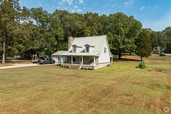Homes in Wood Trace vary in size and layout.