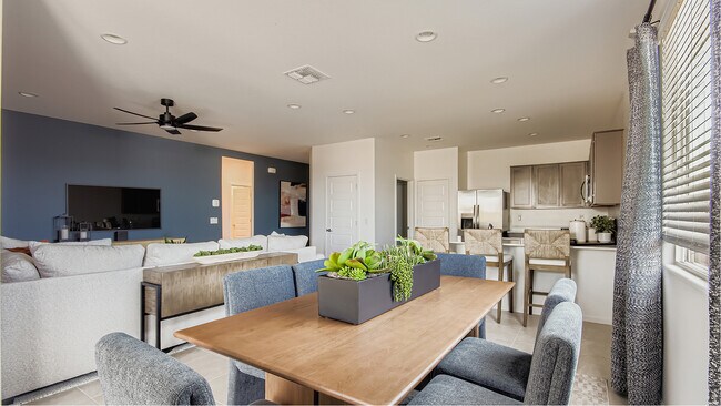 9731 W Monterey Way, Phoenix, AZ 85037 - photo 6