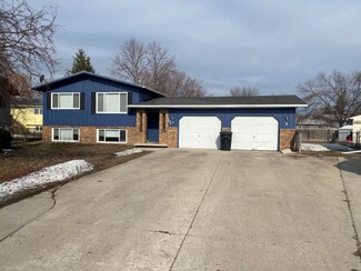 319 N 50th St Unit 321, Grand Forks, ND 58203