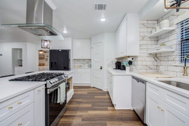 8314 Greenbush St unit ID1019557P, Houston, TX 77025 - photo 7