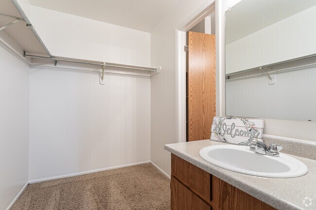 Chadds Ford, Midvale, UT 84047 - photo 6