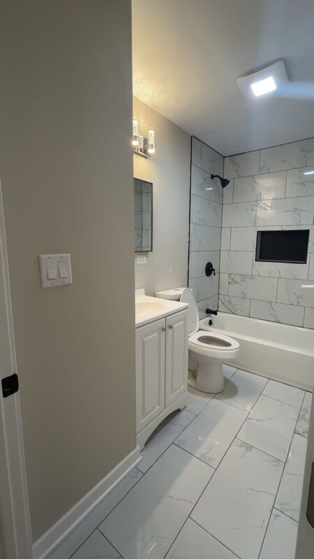 2808 Searles Ave, Rockford, IL 61101 - photo 2