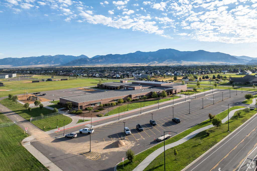 Meadowlark Elementary has an overall A- rating on Niche.