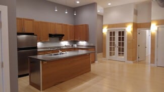100 W Market St Unit 2B, Warsaw, IN 46580