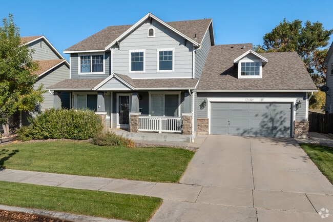 River Run features many modern traditional two-story with well kept yards.