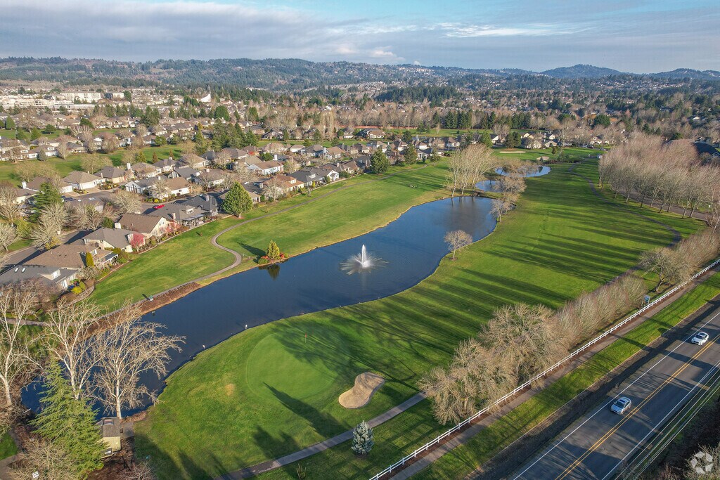 Claremont is a golf course community.