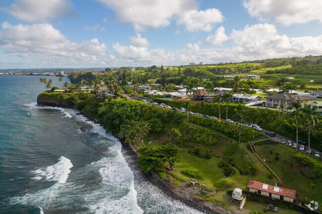 Shoreline homes have incredible views.