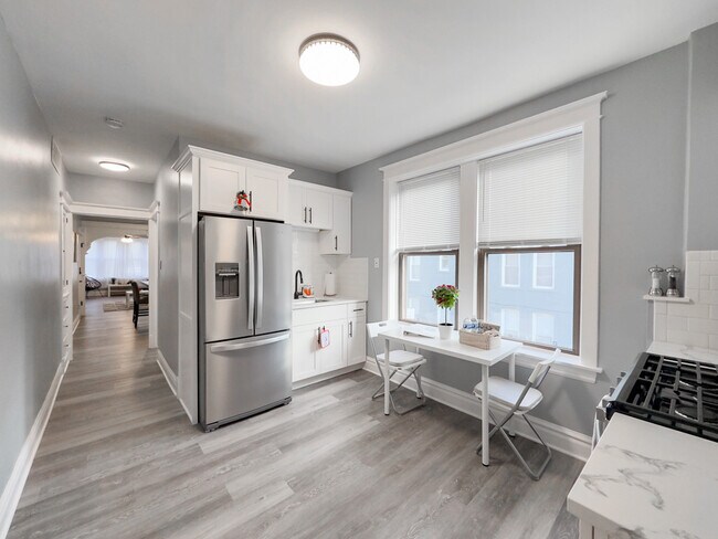 2041 W 23rd St unit 1, Chicago, IL 60608 - photo 5