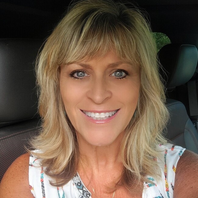 Jennifer Jones, Real Estate Agent in Festus, MO