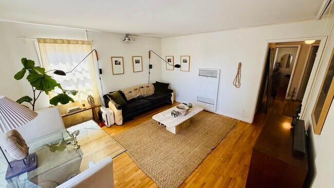 941 Robinson St unit 941 half, Los Angeles, CA 90026 - photo 3