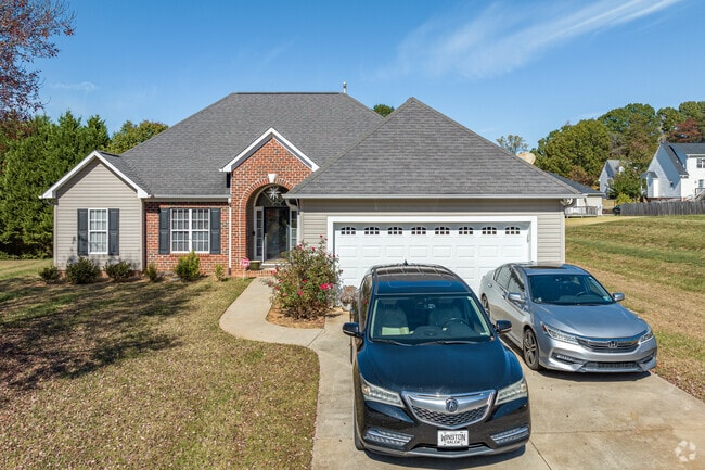 Salem Woods offers a variety of architectural styles, including Craftsman homes.