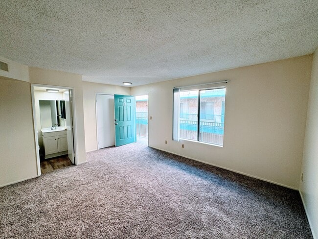 Orchard Plaza Apartments, Montebello, CA 90640 - photo 6