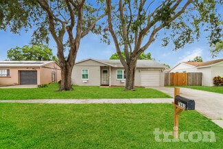 7841 Shadow Run Dr, Largo, FL 33773