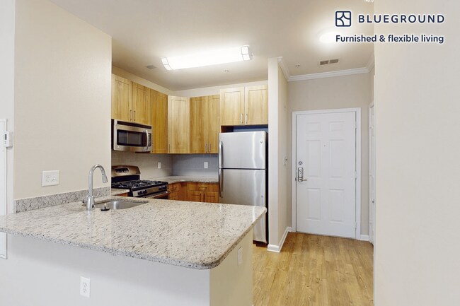 2350 26th Ct S unit FL1-ID8010A, Arlington, VA 22206 - photo 6