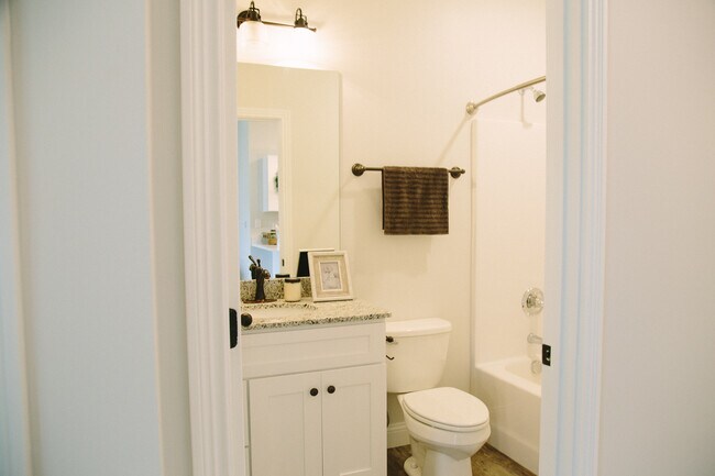260 Lexington Avenue, Lexington, KY 40508 - photo 4