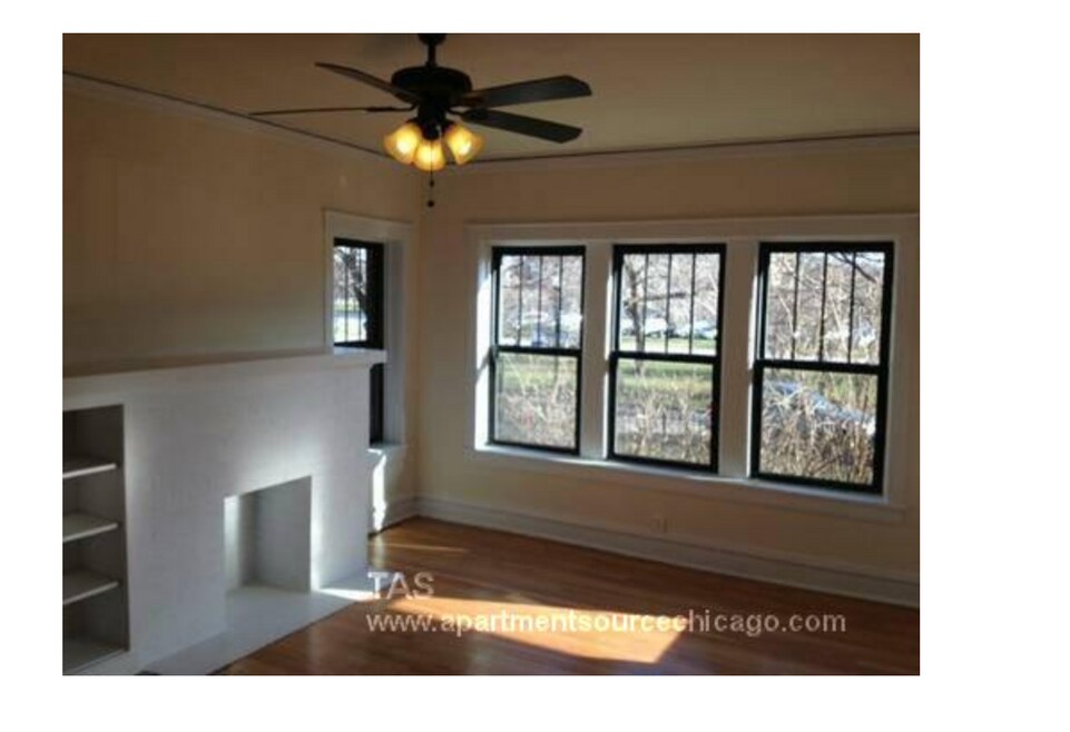 2530 N Kedzie Blvd unit 3W, Chicago, IL 60647 - photo 1