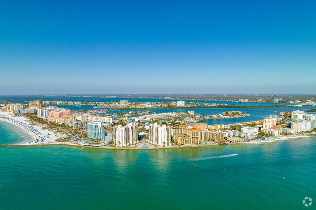 Every day feels like a vacation in stunning Clearwater Beach near Alcove.