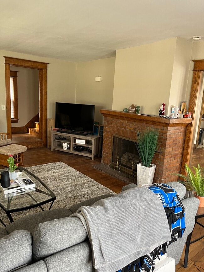 1301 Fulton St W, Grand Rapids, MI 49504 - photo 3