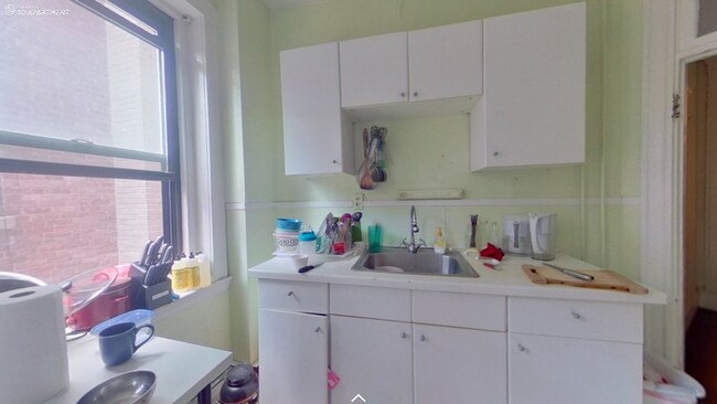 1422 Commonwealth Ave unit 4, Brighton, MA 02135 - photo 5