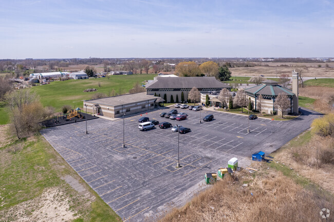 Indiana Horizon Academy
Private Pre-K & Elementary School parking and playground.