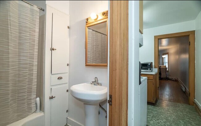 573 Main St unit 2, Cobleskill, NY 12043 - photo 3