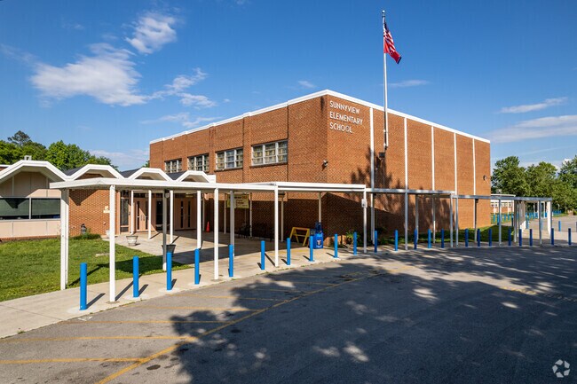 Sunnyview Elementary serves Chilhowee Hills with a nurturing school community.