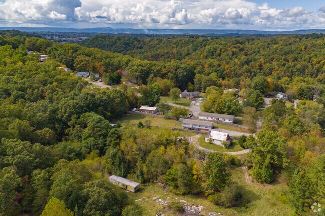 Plum Creek features a variety of housing options, from affordable to upscale.