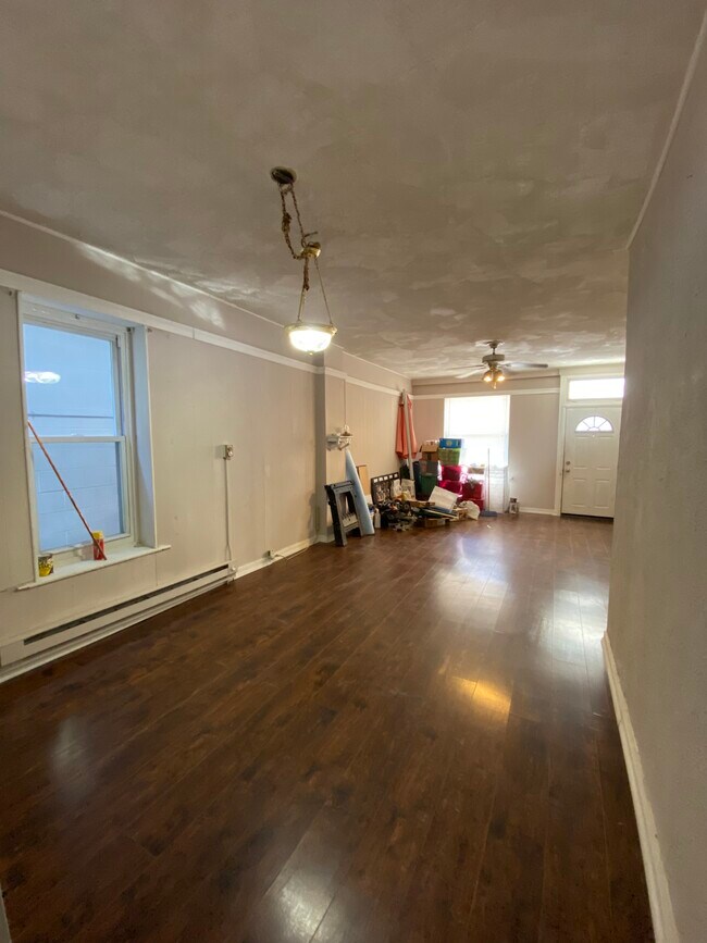 1346 N 11th St, Reading, PA 19604 - photo 7