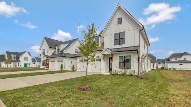 5738 Lennis Ln, Murfreesboro, TN 37129 - photo 3