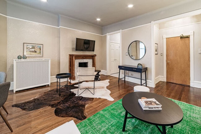 68 E Cedar St unit ID1360105P, Chicago, IL 60611 - photo 3