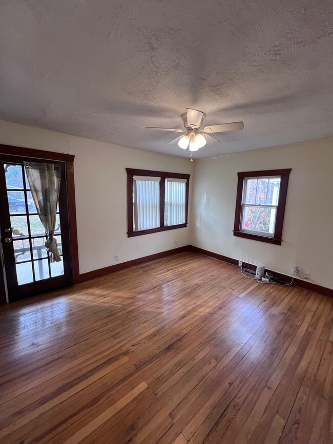 5202 Dakota Ave, Nashville, TN 37209 - photo 3