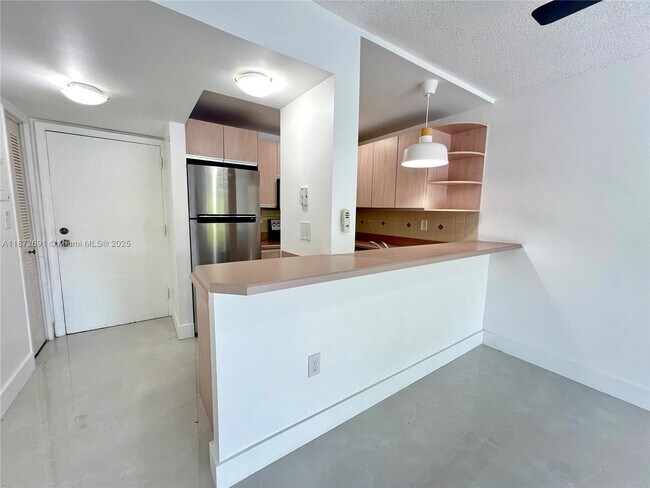 2530 SW 3rd Ave unit 103, Miami, FL 33129 - photo 2