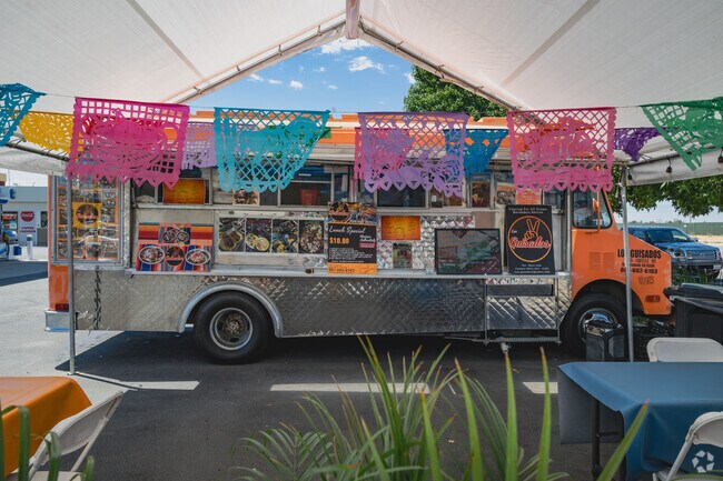 Los Guisados serves delicious authentic Mexican cuisine in Pheasant Run.