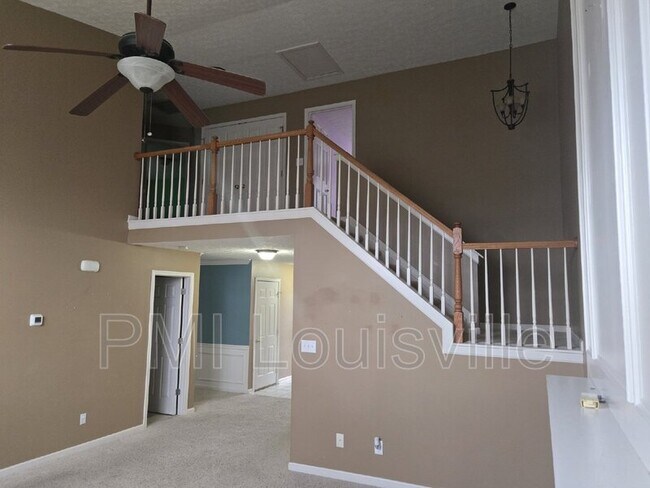 9730 Hunting Ground Ct, Louisville, KY 40228 - photo 6