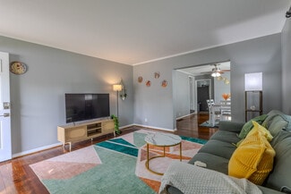 5596 Oak St, Kings Mills, OH 45034