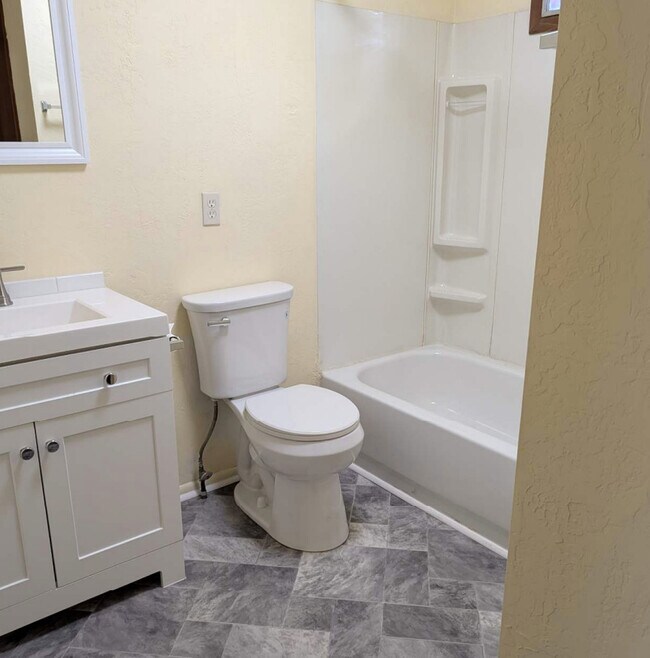 2416 N Main St unit 1, Flagstaff, AZ 86004 - photo 5