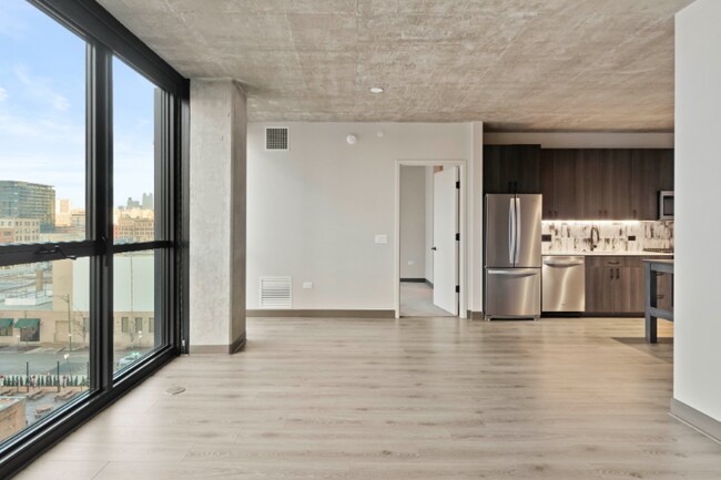 176 N Ada St, Chicago, IL 60607 - photo 4