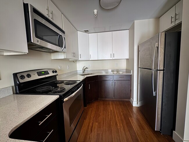 10 Winter St unit 1015, Dorchester, MA 02122 - photo 6