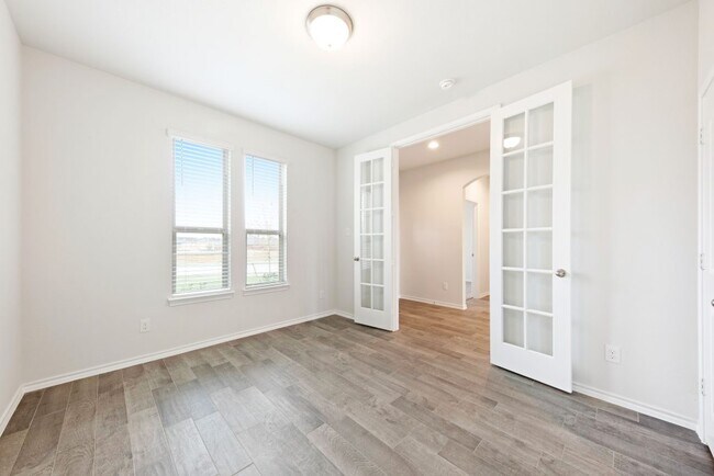 701 Stone Eagle Dr unit 36477786, Azle, TX 76020 - photo 5