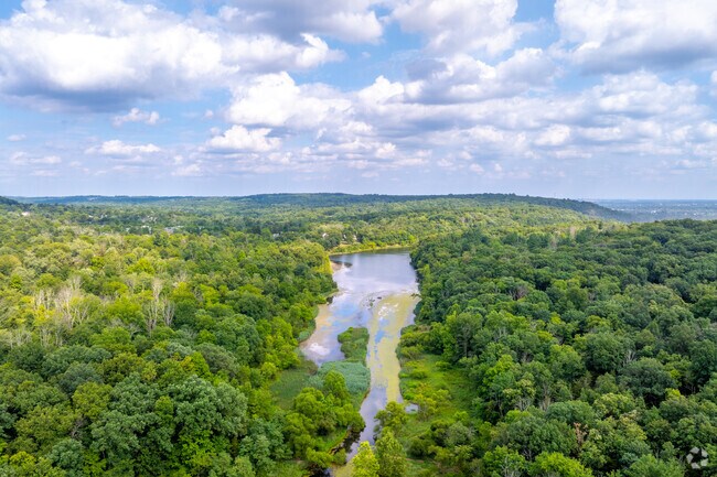 Washington Valley Reservoir runs through Washington Valley Park.