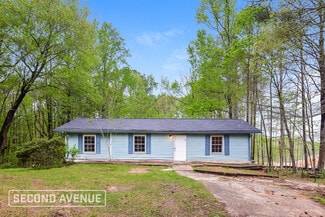3895 Jailette Rd SW, College Park, GA 30349