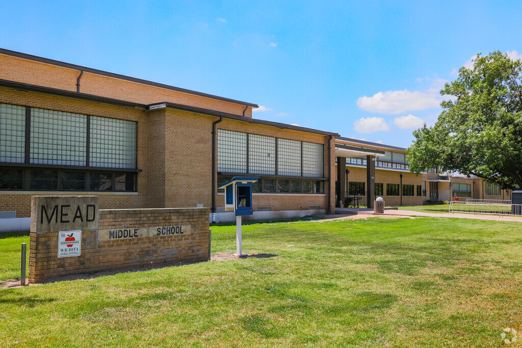 Welcome to Mead Middle School, located in the Schweiter/Mead neighborhood of Wichita, KS.