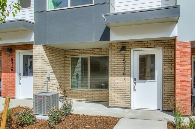 15316 W 69th Dr, Arvada, CO 80007 - photo 4