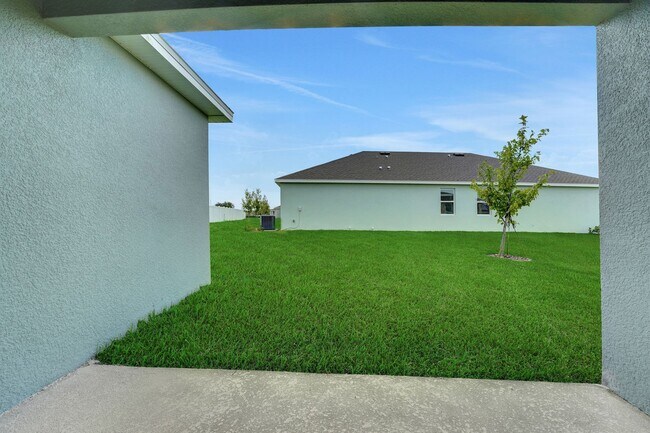 5031 Abigail Dr, Winter Haven, FL 33859 - photo 5