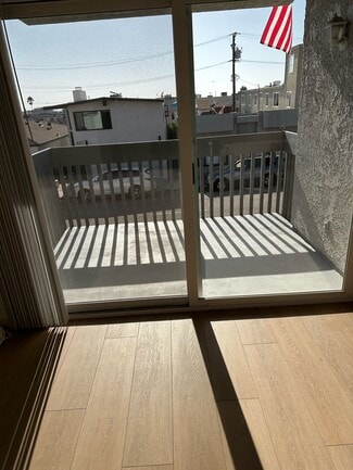 836 Manhattan Ave Unit A, Hermosa Beach, CA 90254