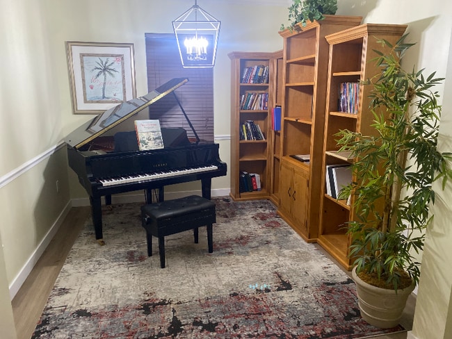 9366 Lago Mar Ct, Florence, KY 41042 - photo 5