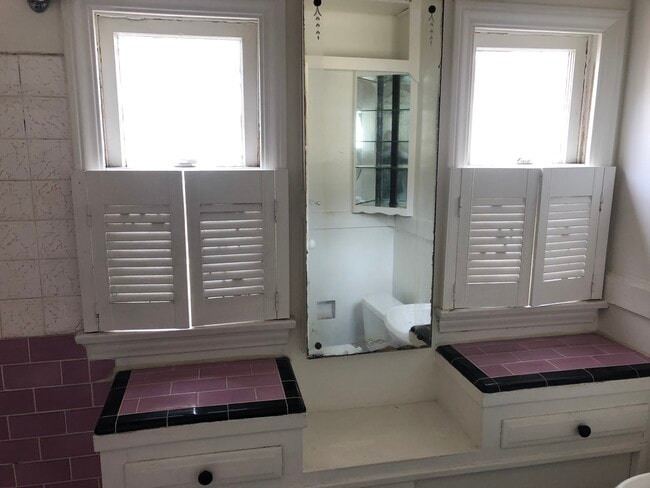 1859 Kelton Ave unit 1859, Los Angeles, CA 90025 - photo 2